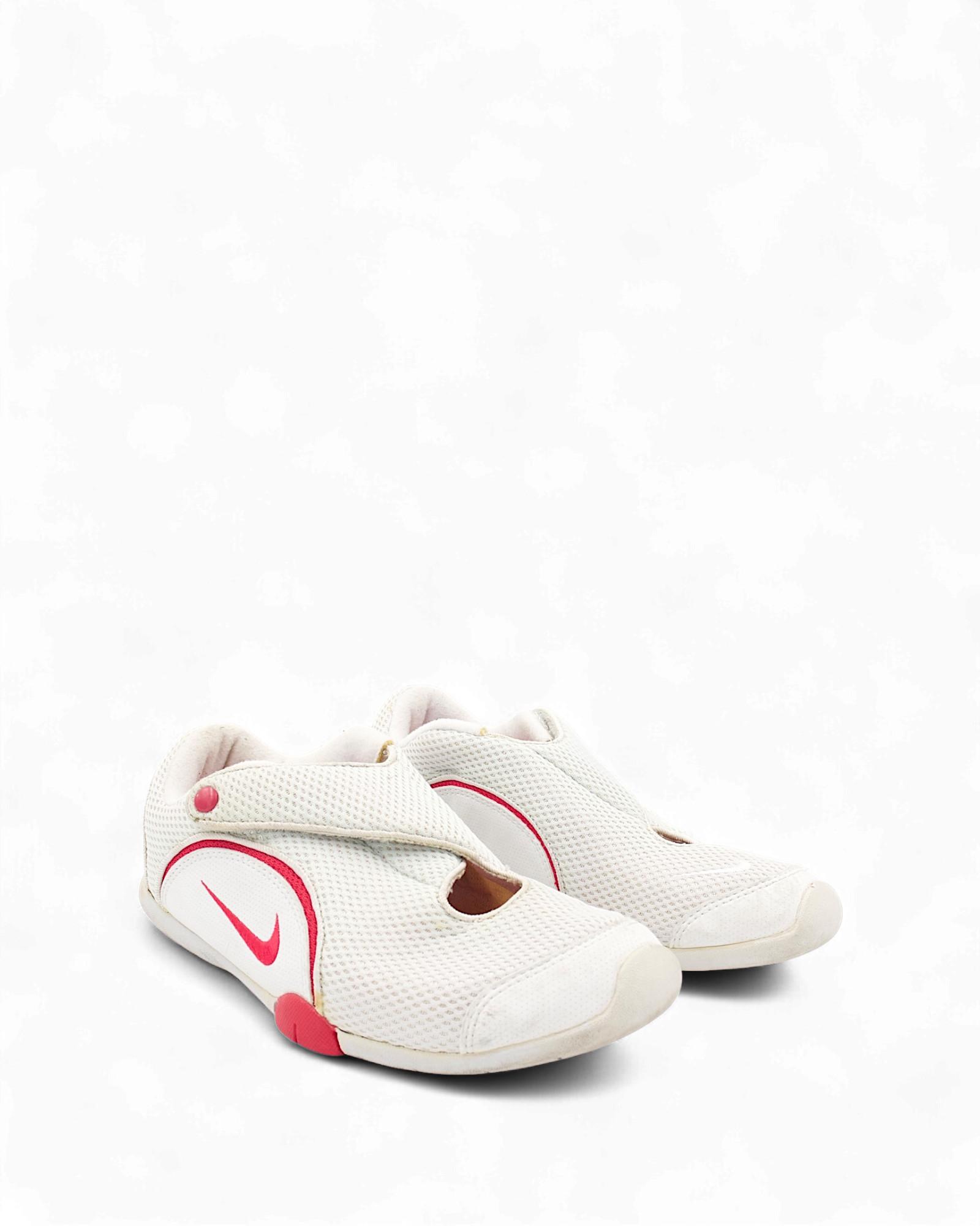 Nike velcro sneakers