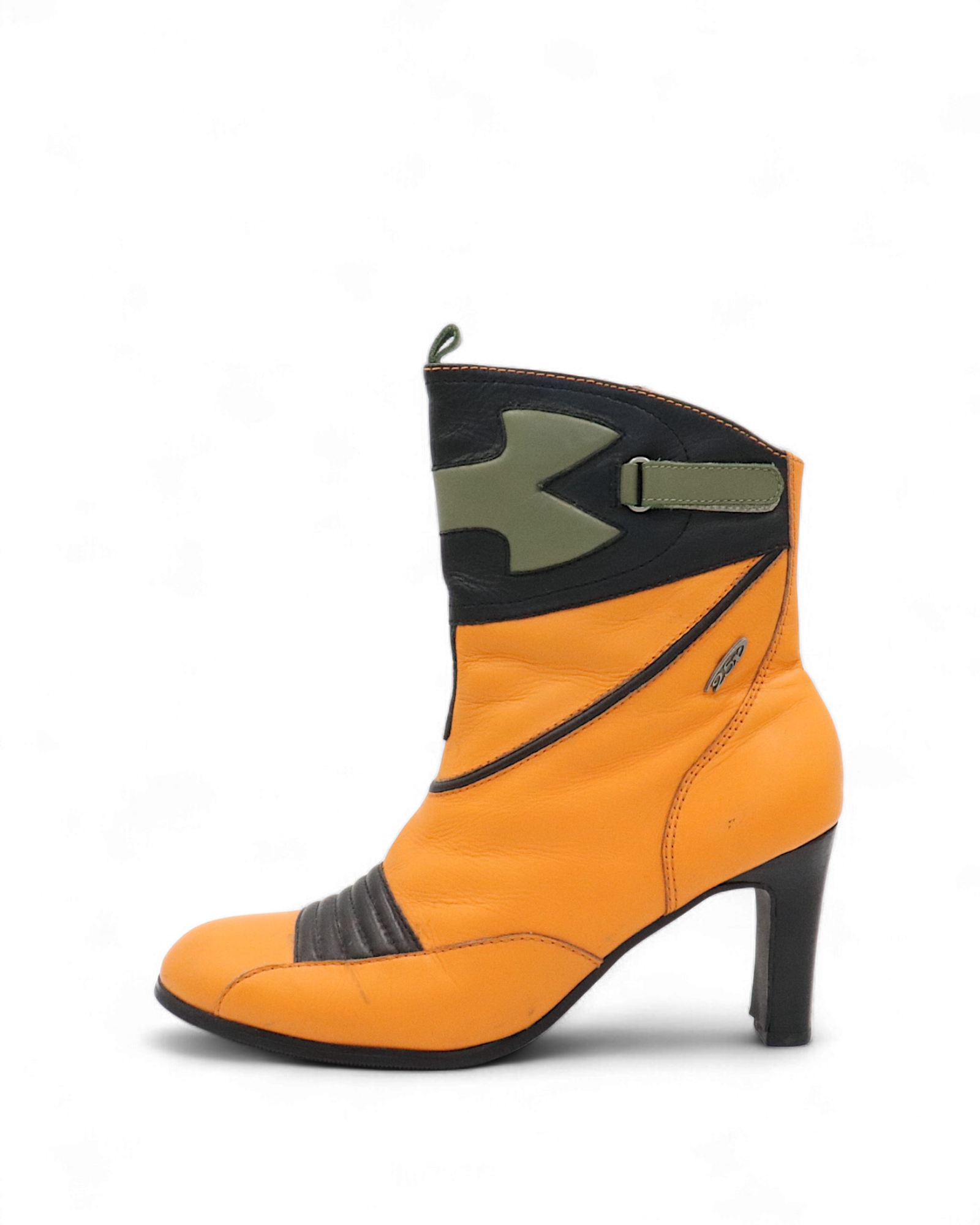 25x heeled moto boots